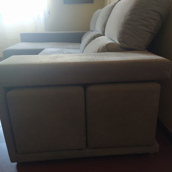 Sofá chaise longue novo