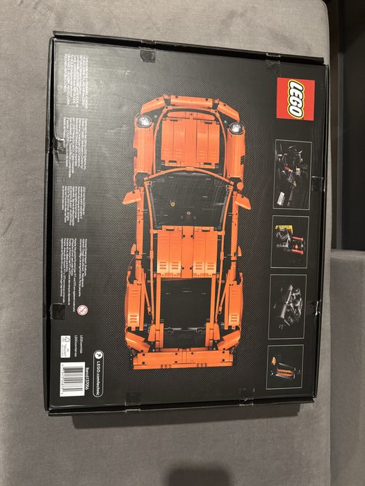 Puste pudelko po lego
