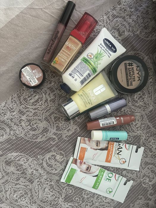 Косметика для догляду за обличчям і тілом Maybelline, Bourgouis, Revlon, Clinique, NYX