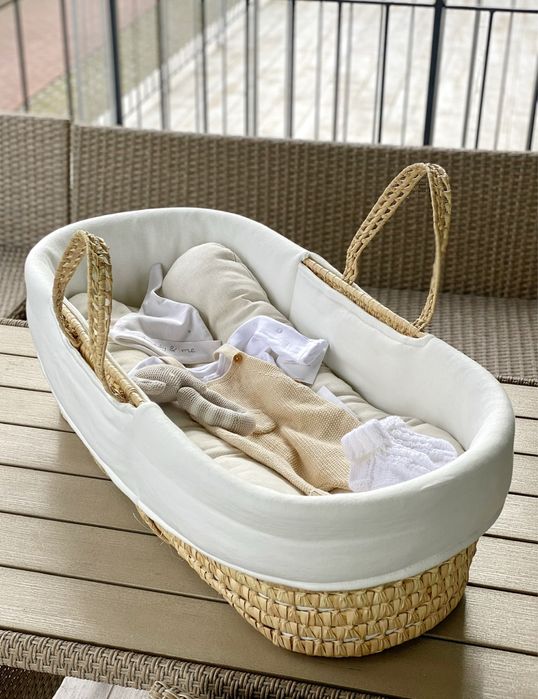 Переноска плетена натуральна з матрасиком, рюшками і чохлом