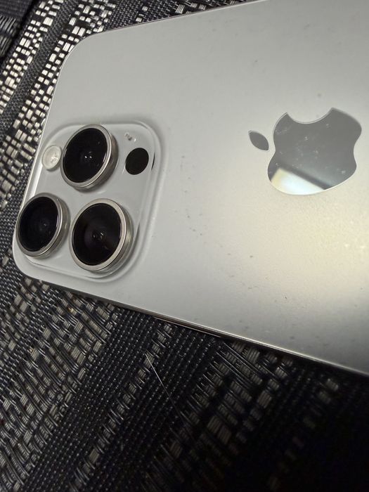 Iphone 15 Pro 256gb Bateria 85%