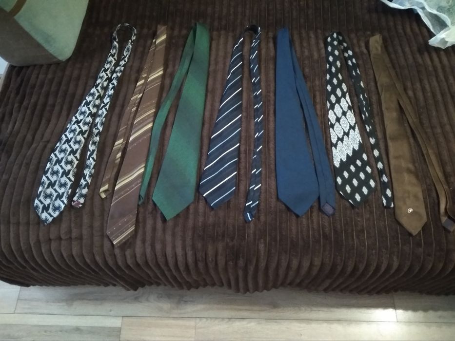 Галстуки мужские