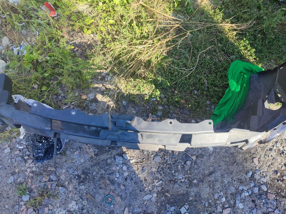 Mitsubishi Outlander 3 половина бампера правая