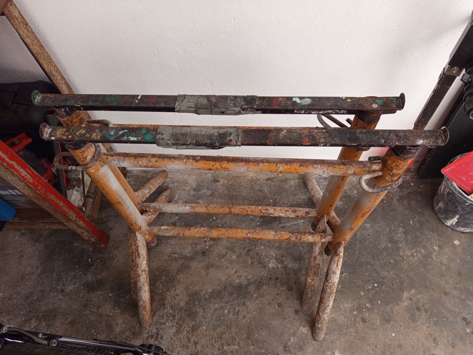 Vendo cavaletes para obras