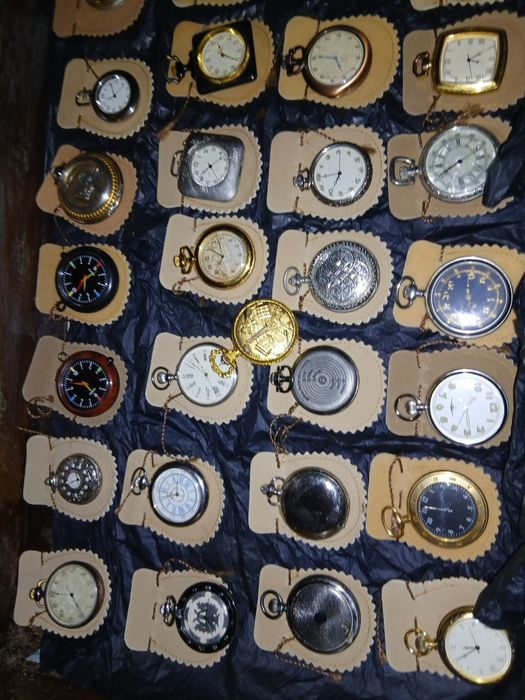 Colecao 50 Relogio Bolso   400 €