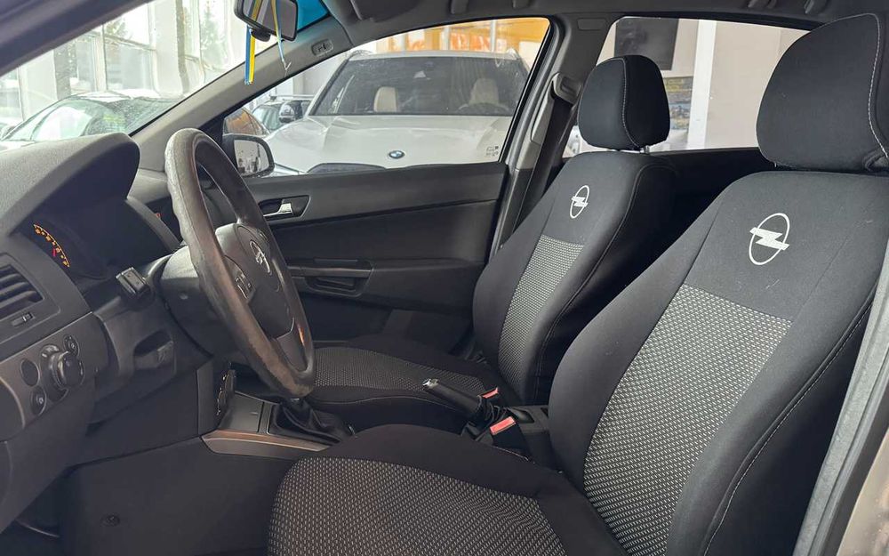 Opel Astra 2005 року