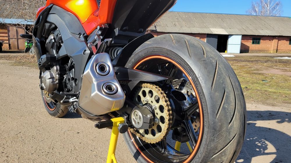 Kawasaki Z1000 2015p.