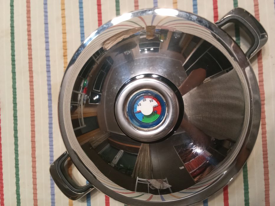 Grelhador de fogão com tampa