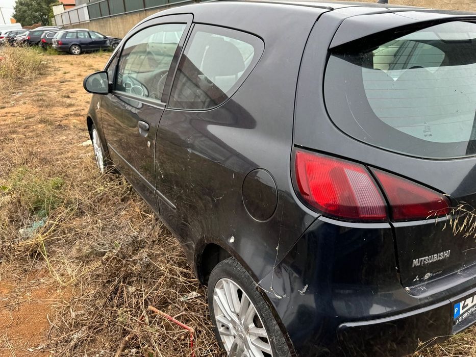 Mitsubishi Colt Gasoleo de 2007 para peças