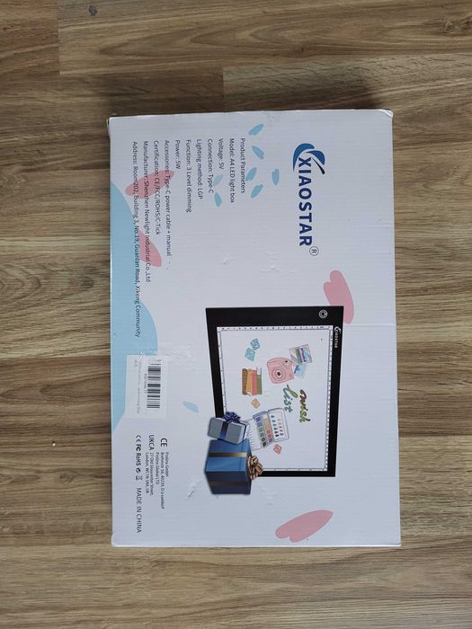 XIAOSTAR Tablet świetlny A4 do rysowania