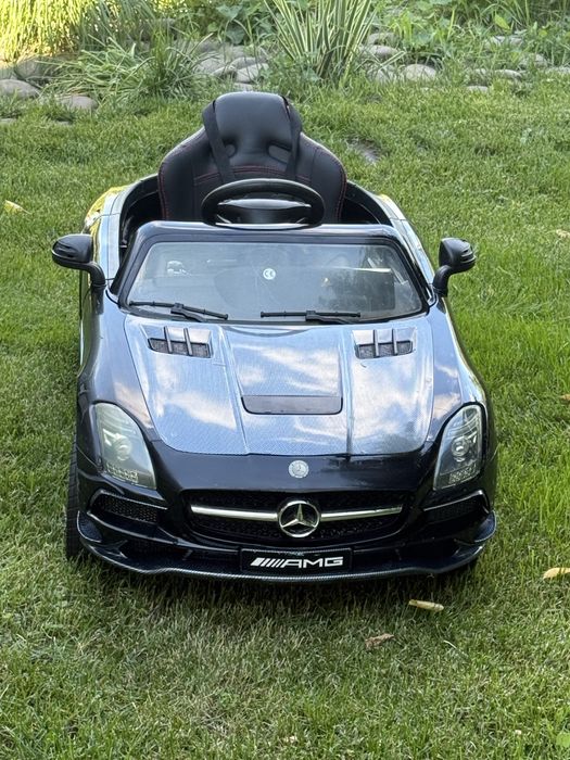 Дитячий автомобіль на акумуляторі Mercedes CLS AMG