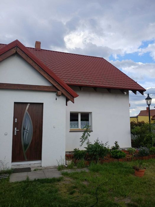 Dom jednorodzinny  z działka 10ar