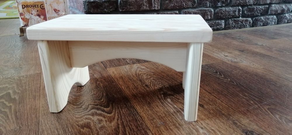 Подставка для ног, табурет, скамейка, стульчик. Деревянная