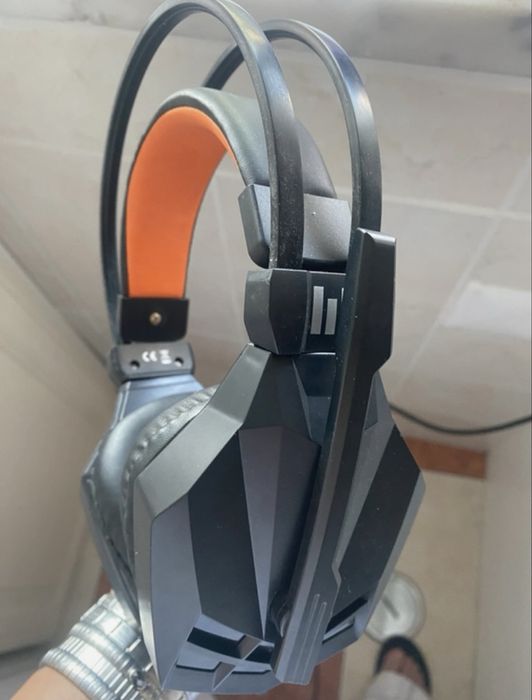 Auscultadores como novos