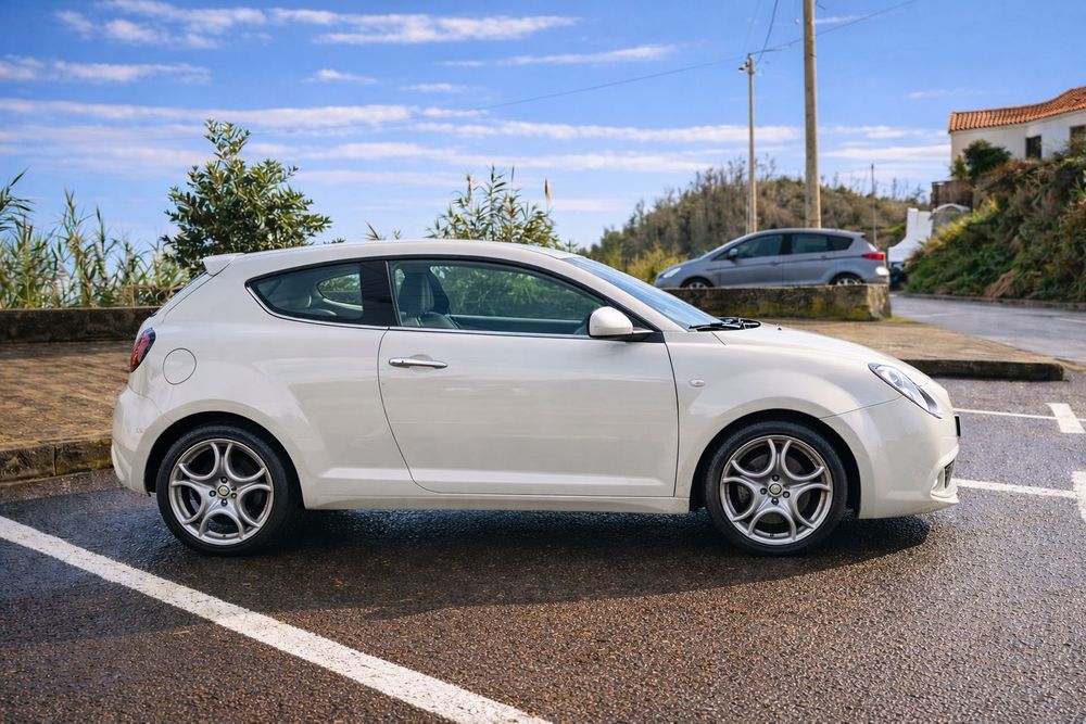 Alfa Romeo MiTo 2008 | 170 mil km | Excelente Mecânica