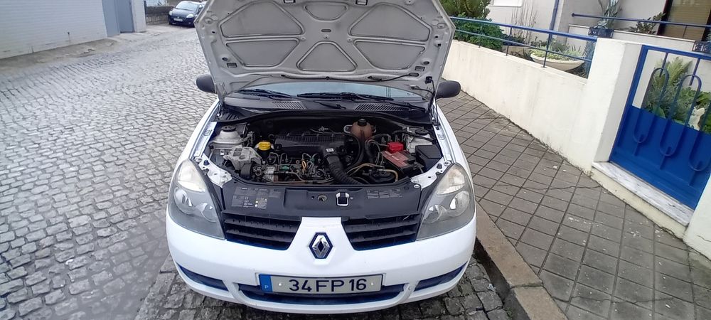 Renault clio comercial 2008