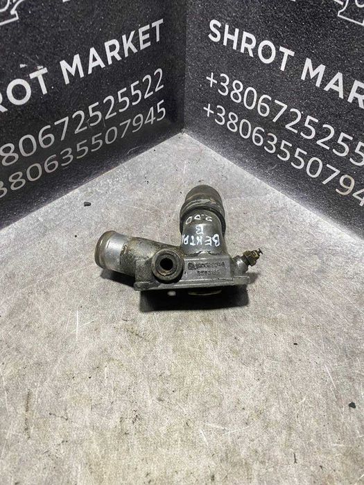 Термостат з корпосом кришкою Opel Vectra B Astra G 2.0 DTI 90529846