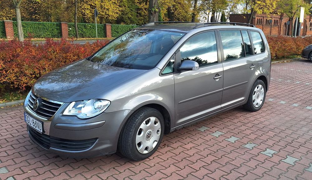 Volkswagen Touran VW Touran 1,9 TDI diesel 2009 rok
