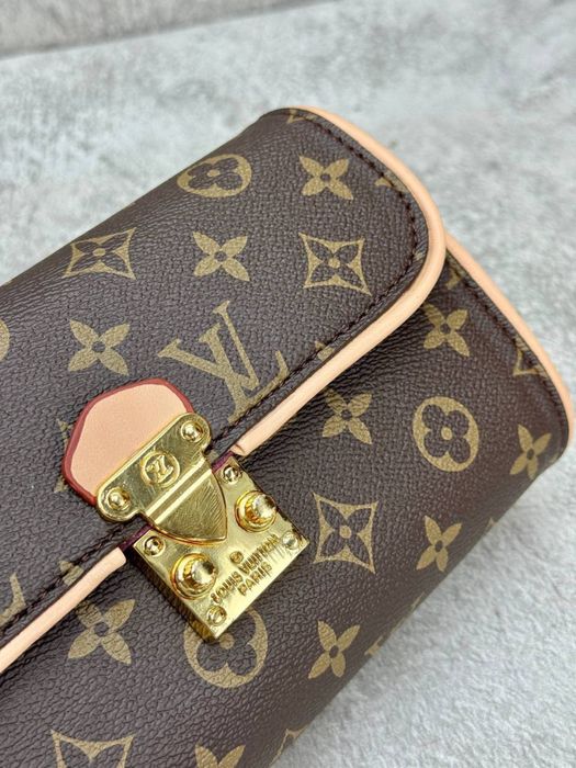 Шкіряна жіноча сумка Louis Vuitton Pochette Camille, сумочка женская