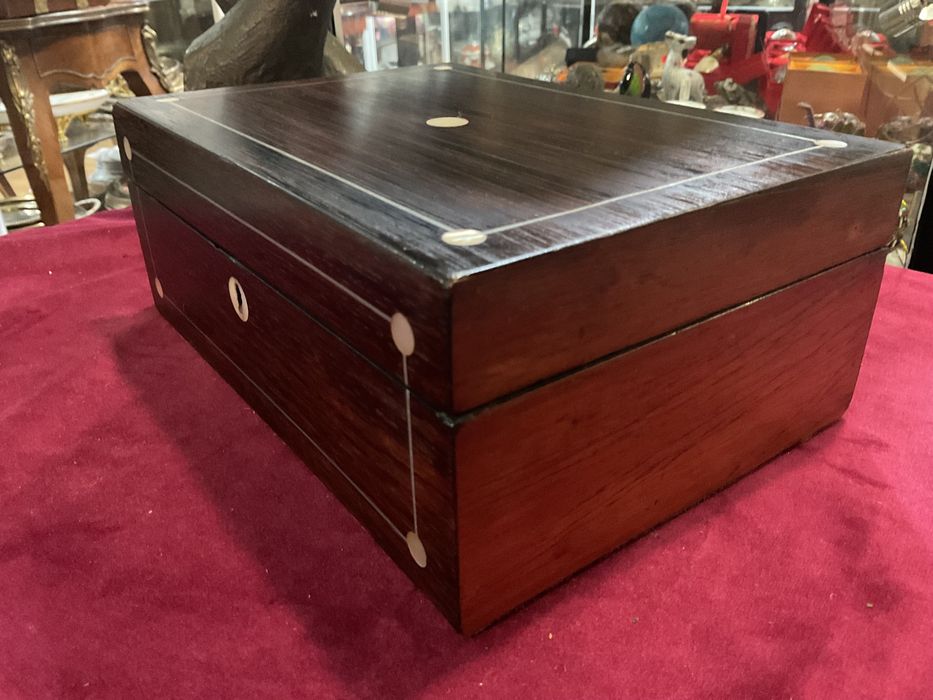 Caixa inglesa joias vintage madre pérola 24x17x10 cm