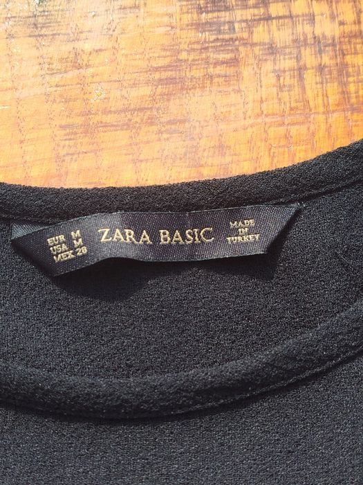 Czarna sukienka mini z plisowany tyłem Zara M 38