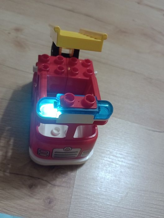 Klocki LEGO Duplo zestaw kompletny 10901 wóz strażacki