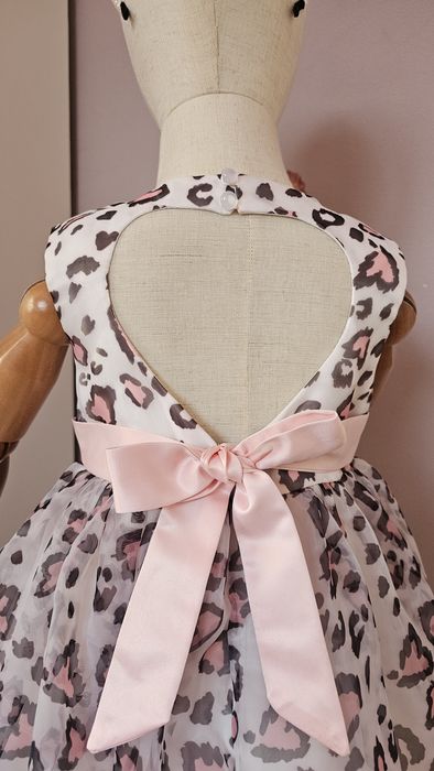 Дитяча пишна біла сукня з сердечками леопардом нарядное платье детское