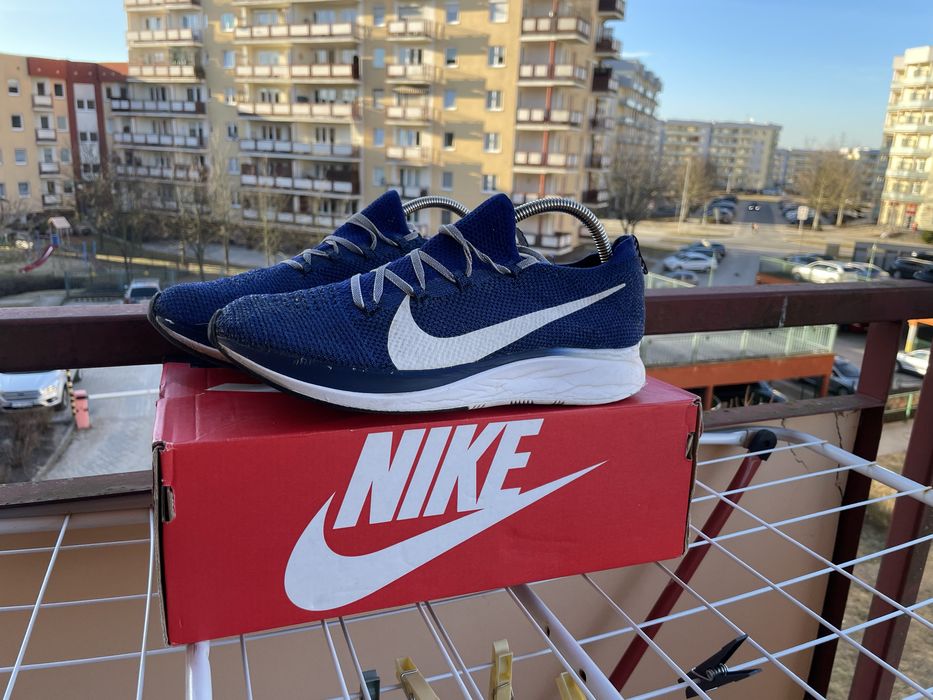 Sprzedam buty NIKE Racing w BD stanie, rozmiar 42(26,5 cm wkladka)