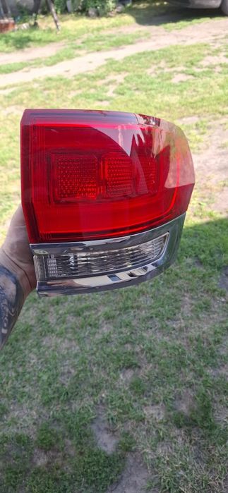 Prawa lampa Jeep wk2