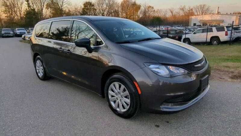 2021 Chrysler Voyager L