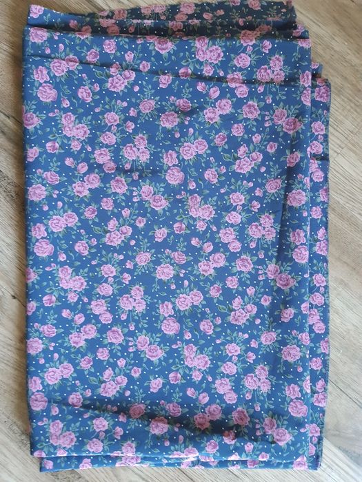 Materiał sukienkowy 3,2 x 1,15 m