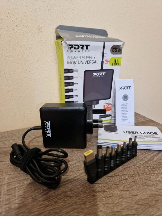 Універсальний блок живлення для ноутбука Port Connect 65W (8 насадок)