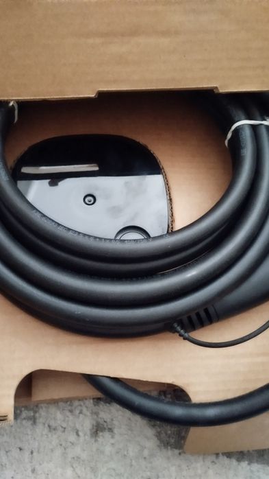 Зарядна станція Wallbox Pulsar Plus 7,4К.в