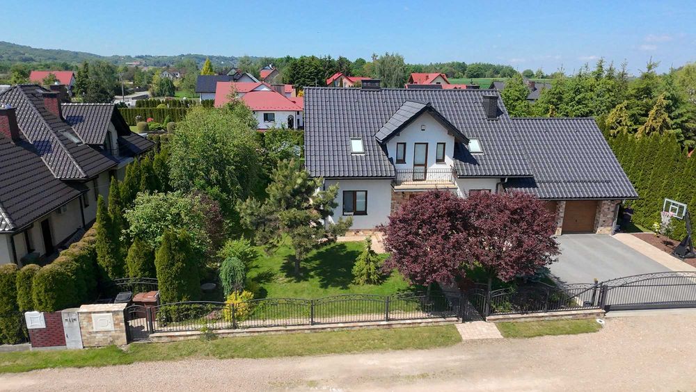 Dom z garażem dwustanowiskowym bez pośredników