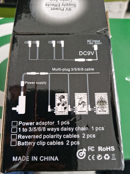 Fonte de alimentação para pedais de efeitos