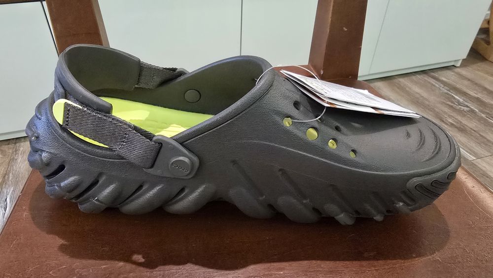 Продам crocs оригинал