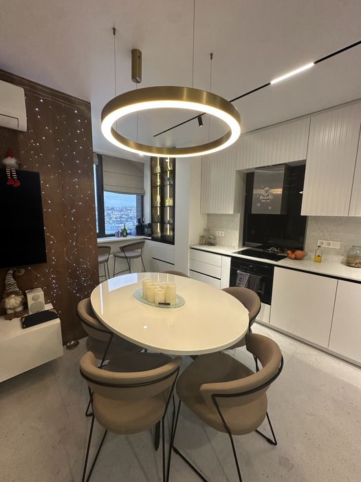 ЖК Нью - Йорк дворівнева трикімнатна каартира