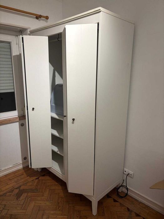 IDANÄS Guarda Fatos / Roupeiro IKEA