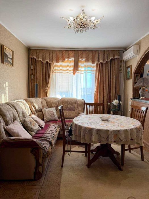 Продаж затишної 3-кімнатної квартири в історичному центрі Кривого Рогу! вул. Свято-Миколаївська, 24