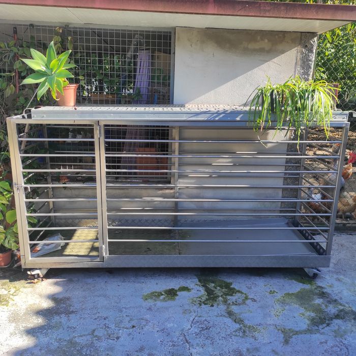 Jaula em inox para cães