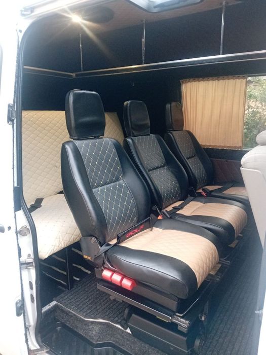 Оренда авто с водителям