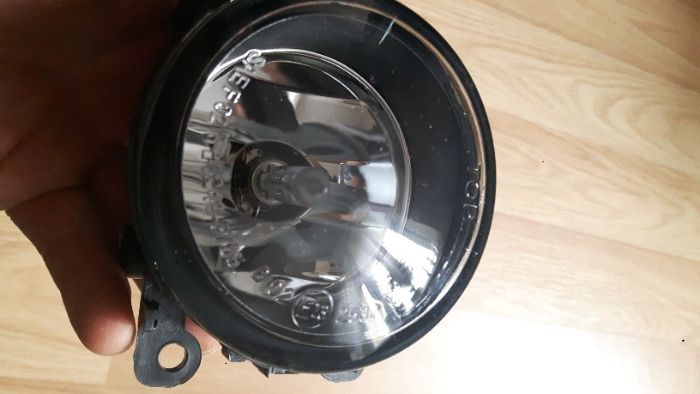 lampa halogen do zderzaka peugeot