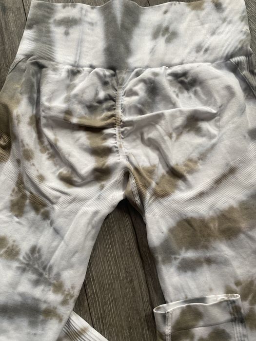 Piekne, mode wygodne legginsy rozm m
