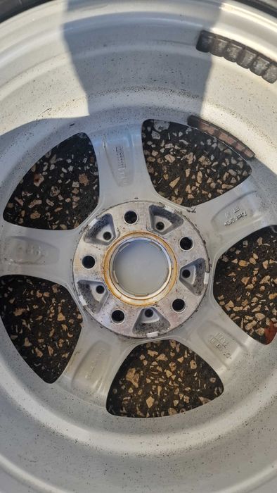 Jantes 16 Bmw com pneus quase novos