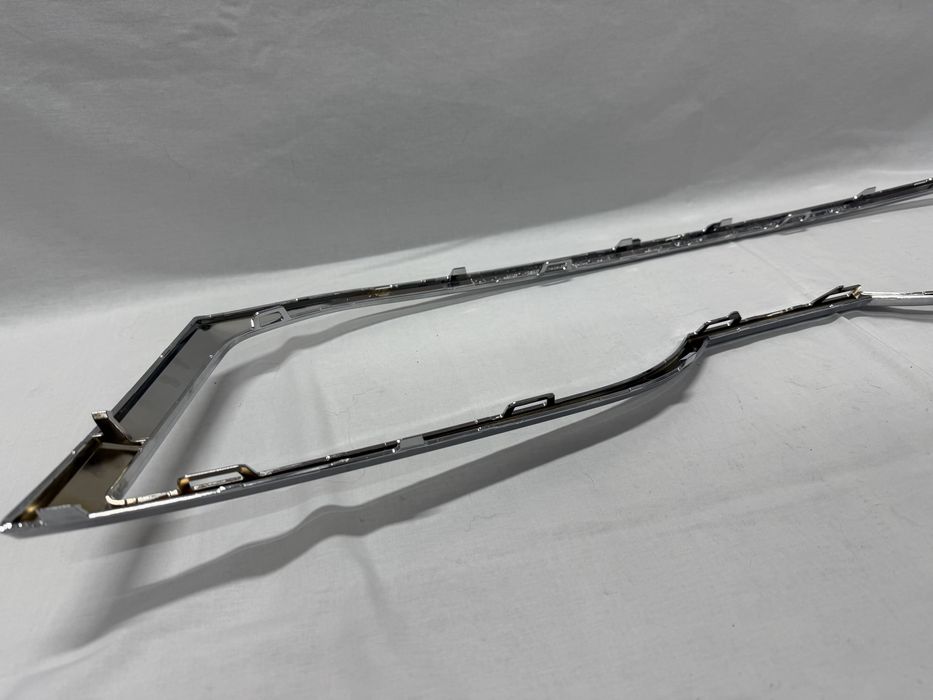 Ramka Atrapy Chłodnicy CHROM Skoda Octavia III LIFT 17r.- NOWA