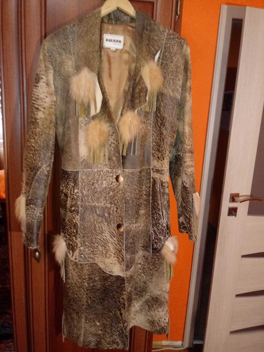 Sprzedam plaszcz skorzany rozm 38