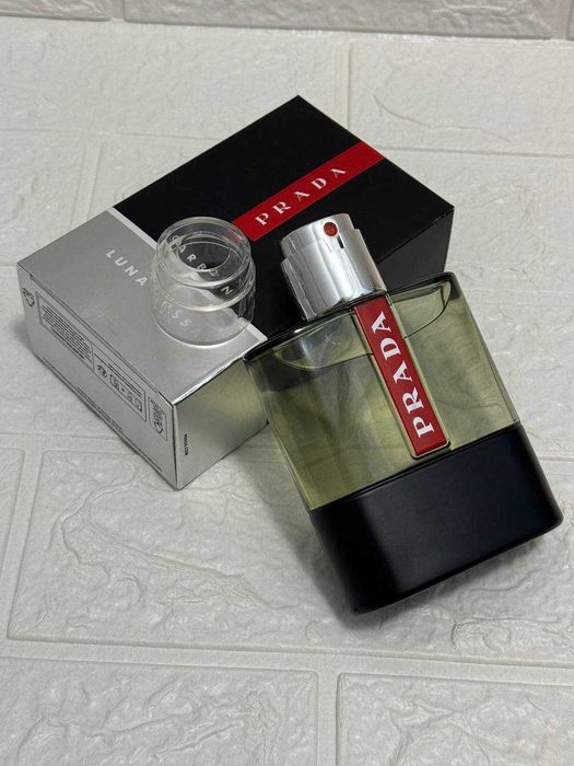 Парфюм PRADA Luna Rossa Carbon