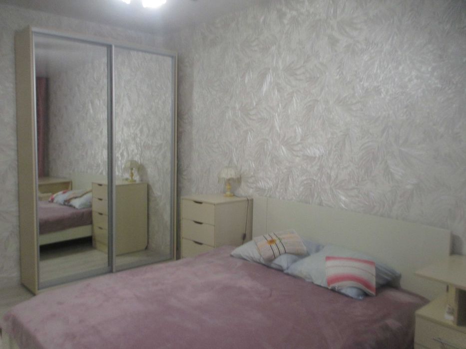 ХОЗЯЙКА  сдаст посуточно 1-комн. квартиру с современным ремонтом