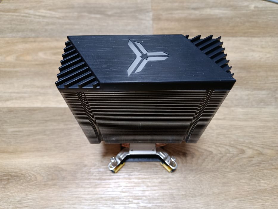 Кулер для процесора JONSBO CR-1000