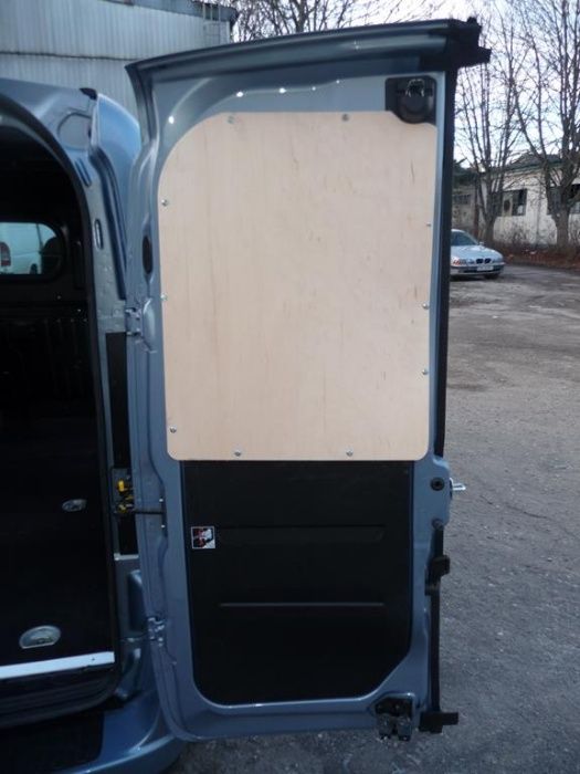 Fiat Doblo L2H1 zabudowa części ładunkowej